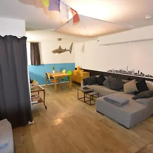 Gemutlich Zentrale Souterraint 65qm Apartment